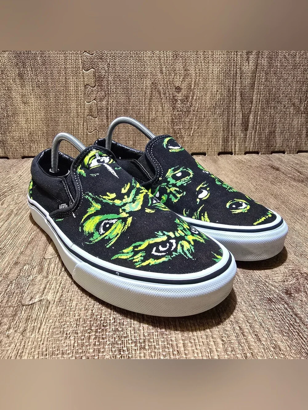 Vans Classic Slip-On Eyes In The Dark with Awesome Glow In The Dark Effect Unise